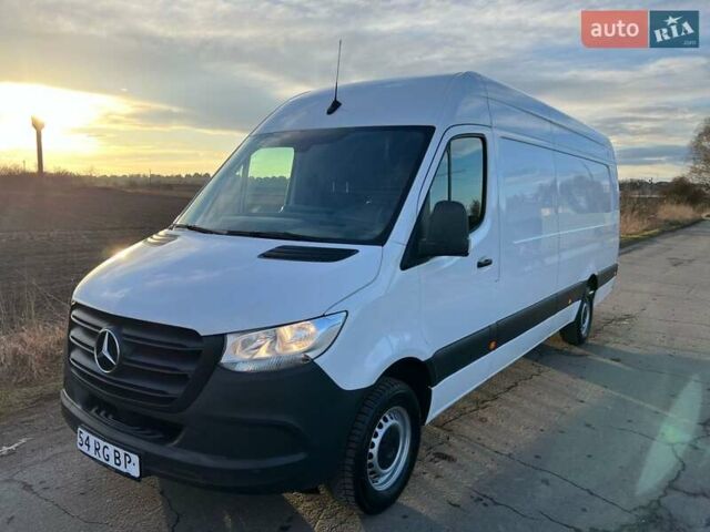 Белый Мерседес Sprinter, объемом двигателя 2.14 л и пробегом 219 тыс. км за 29499 $, фото 6 на Automoto.ua