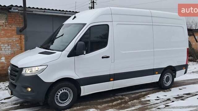 Белый Мерседес Sprinter, объемом двигателя 2.2 л и пробегом 222 тыс. км за 23999 $, фото 11 на Automoto.ua