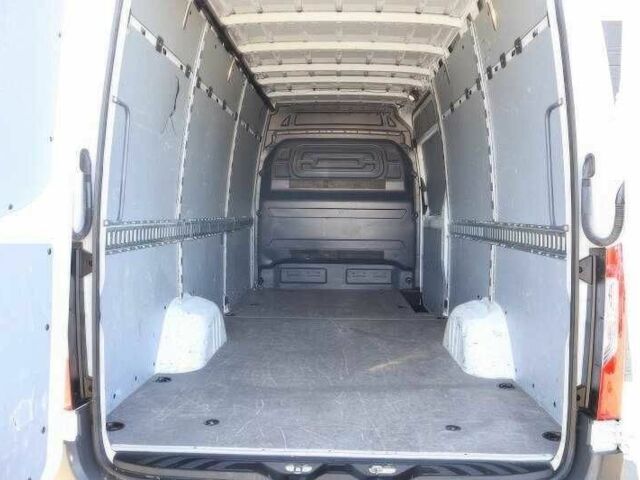 Белый Мерседес Sprinter, объемом двигателя 3 л и пробегом 45 тыс. км за 20400 $, фото 10 на Automoto.ua