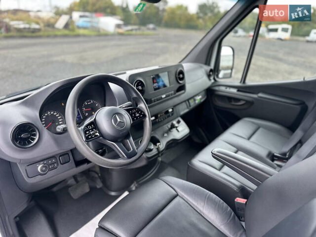 Белый Мерседес Sprinter, объемом двигателя 2.14 л и пробегом 433 тыс. км за 27900 $, фото 26 на Automoto.ua