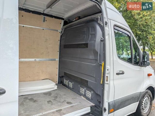Білий Мерседес Sprinter, об'ємом двигуна 2.2 л та пробігом 291 тис. км за 25999 $, фото 50 на Automoto.ua