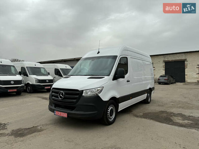 Белый Мерседес Sprinter, объемом двигателя 2.14 л и пробегом 223 тыс. км за 23900 $, фото 1 на Automoto.ua