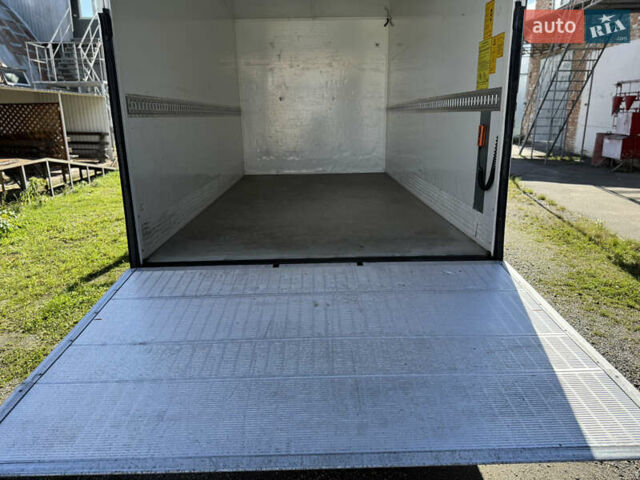 Білий Мерседес Sprinter, об'ємом двигуна 2.14 л та пробігом 399 тис. км за 23850 $, фото 63 на Automoto.ua