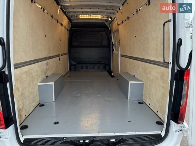 Белый Мерседес Sprinter, объемом двигателя 2.2 л и пробегом 243 тыс. км за 25800 $, фото 50 на Automoto.ua