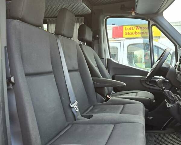 Белый Мерседес Sprinter, объемом двигателя 2.14 л и пробегом 335 тыс. км за 34261 $, фото 22 на Automoto.ua