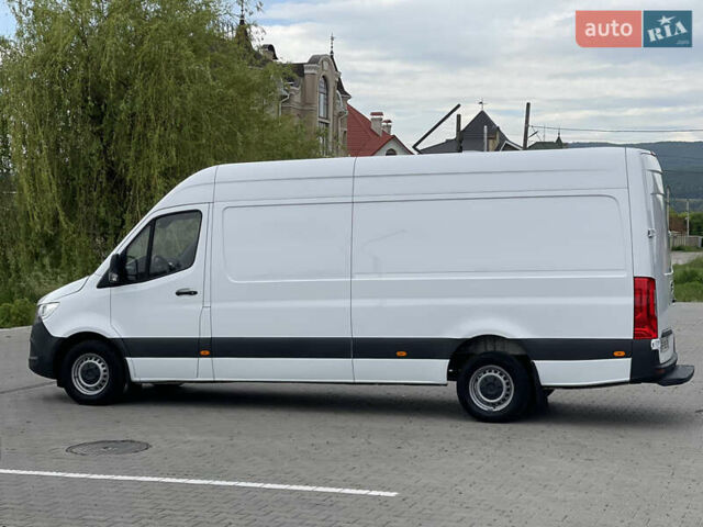 Белый Мерседес Sprinter, объемом двигателя 2.2 л и пробегом 188 тыс. км за 22800 $, фото 13 на Automoto.ua