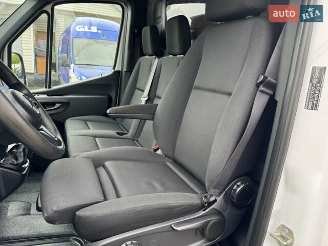 Білий Мерседес Sprinter, об'ємом двигуна 2.2 л та пробігом 207 тис. км за 22900 $, фото 21 на Automoto.ua