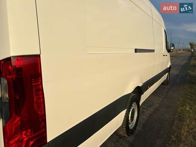 Белый Мерседес Sprinter, объемом двигателя 2.14 л и пробегом 219 тыс. км за 29499 $, фото 10 на Automoto.ua
