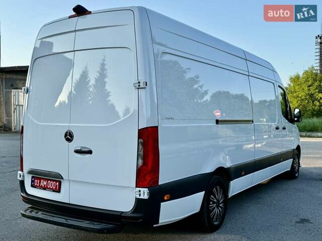 Белый Мерседес Sprinter, объемом двигателя 0 л и пробегом 290 тыс. км за 25000 $, фото 74 на Automoto.ua