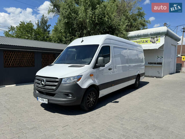 Білий Мерседес Sprinter, об'ємом двигуна 2.14 л та пробігом 150 тис. км за 25950 $, фото 1 на Automoto.ua