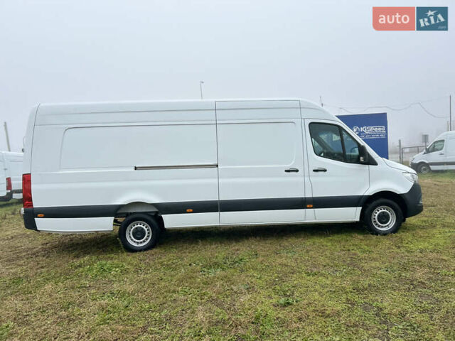 Белый Мерседес Sprinter, объемом двигателя 2.2 л и пробегом 143 тыс. км за 24400 $, фото 20 на Automoto.ua