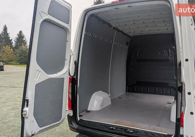 Белый Мерседес Sprinter, объемом двигателя 0 л и пробегом 212 тыс. км за 24200 $, фото 23 на Automoto.ua