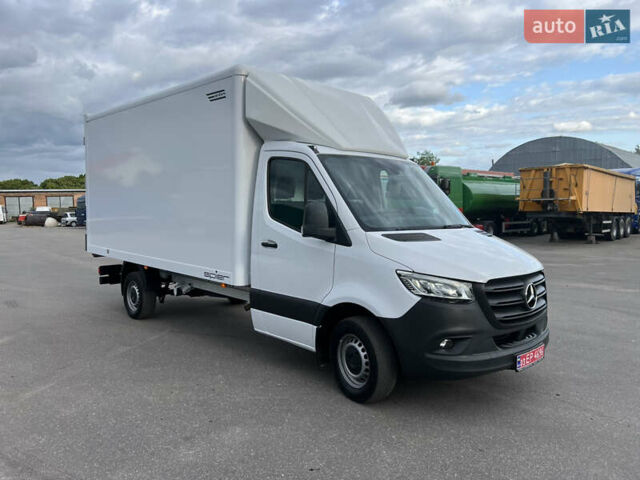 Белый Мерседес Sprinter, объемом двигателя 2.2 л и пробегом 260 тыс. км за 25500 $, фото 1 на Automoto.ua