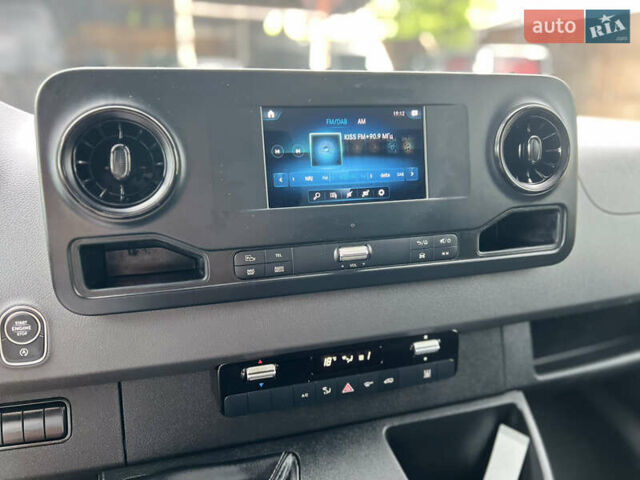 Белый Мерседес Sprinter, объемом двигателя 2.2 л и пробегом 260 тыс. км за 25500 $, фото 18 на Automoto.ua