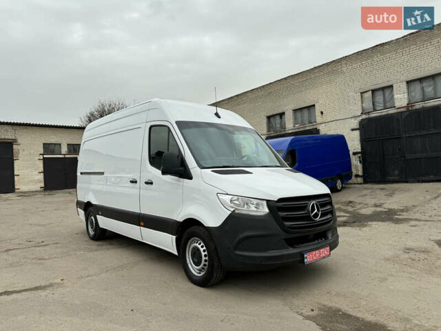 Белый Мерседес Sprinter, объемом двигателя 2.14 л и пробегом 223 тыс. км за 23900 $, фото 5 на Automoto.ua