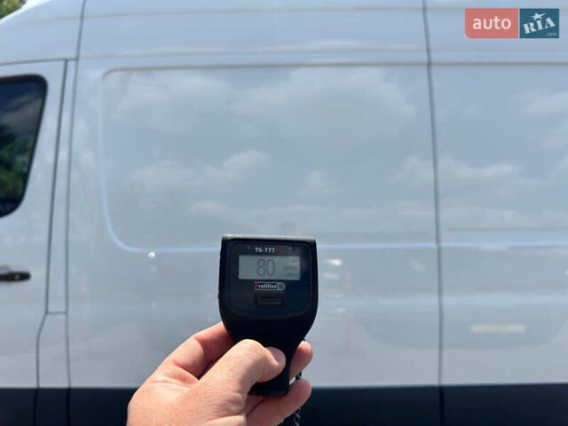 Белый Мерседес Sprinter, объемом двигателя 3 л и пробегом 61 тыс. км за 35600 $, фото 18 на Automoto.ua