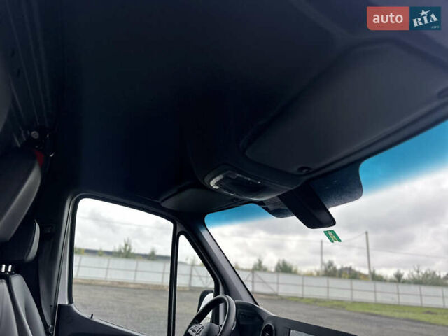 Белый Мерседес Sprinter, объемом двигателя 2.14 л и пробегом 433 тыс. км за 27900 $, фото 35 на Automoto.ua