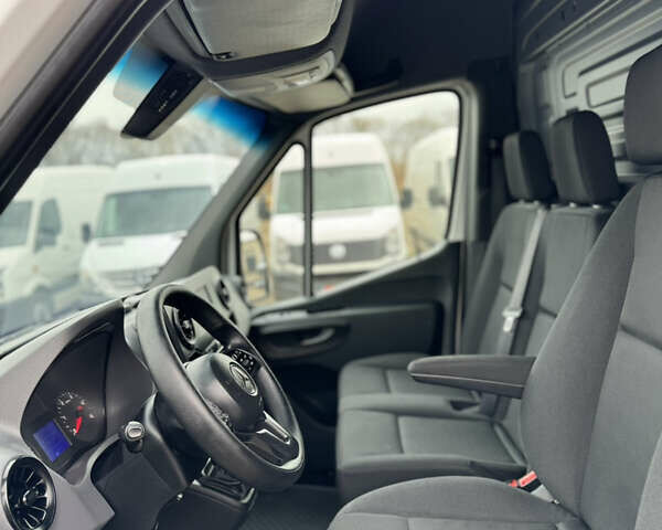 Белый Мерседес Sprinter, объемом двигателя 2.14 л и пробегом 223 тыс. км за 23900 $, фото 30 на Automoto.ua