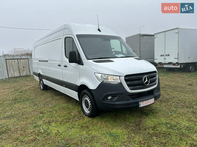 Белый Мерседес Sprinter, объемом двигателя 2.2 л и пробегом 143 тыс. км за 24400 $, фото 25 на Automoto.ua