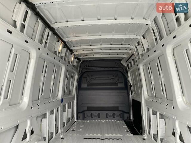 Белый Мерседес Sprinter, объемом двигателя 2.2 л и пробегом 194 тыс. км за 29850 $, фото 31 на Automoto.ua