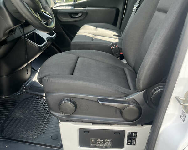 Білий Мерседес Sprinter, об'ємом двигуна 2.14 л та пробігом 164 тис. км за 27200 $, фото 13 на Automoto.ua