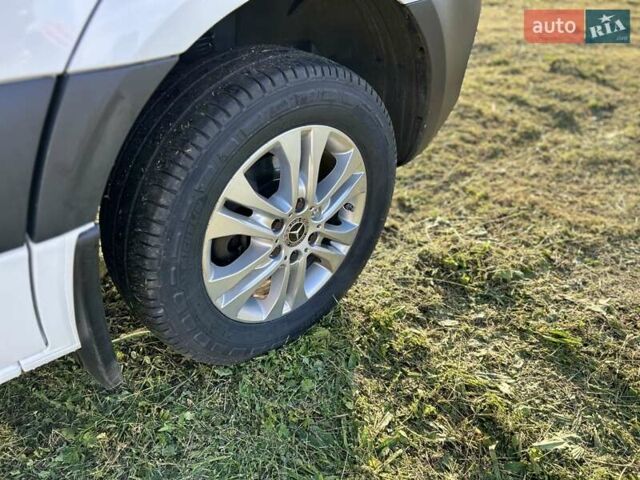Білий Мерседес Sprinter, об'ємом двигуна 2.08 л та пробігом 145 тис. км за 28999 $, фото 21 на Automoto.ua
