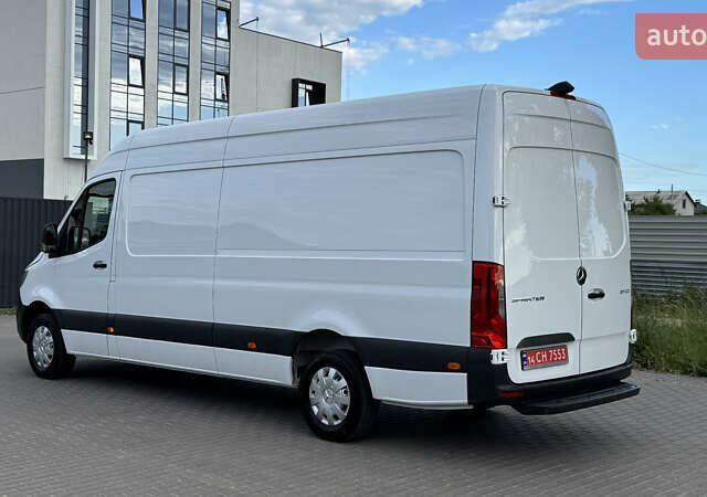 Белый Мерседес Sprinter, объемом двигателя 1.95 л и пробегом 241 тыс. км за 25900 $, фото 9 на Automoto.ua