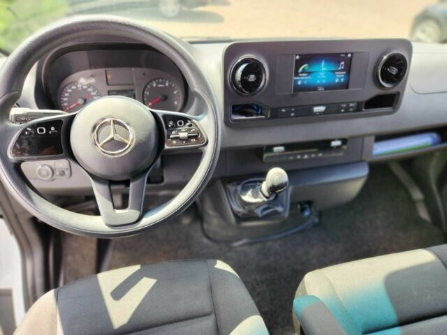 Білий Мерседес Sprinter, об'ємом двигуна 2.1 л та пробігом 47 тис. км за 35000 $, фото 22 на Automoto.ua