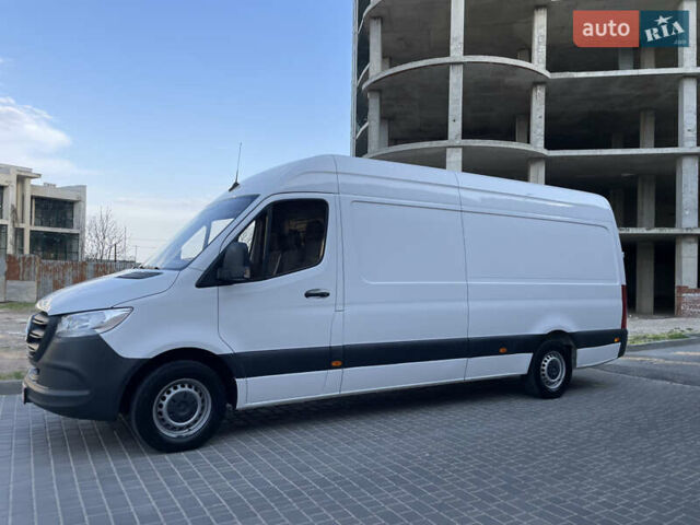 Белый Мерседес Sprinter, объемом двигателя 2.2 л и пробегом 298 тыс. км за 25600 $, фото 90 на Automoto.ua