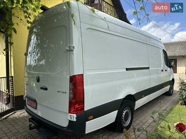 Белый Мерседес Sprinter, объемом двигателя 2 л и пробегом 244 тыс. км за 29800 $, фото 5 на Automoto.ua