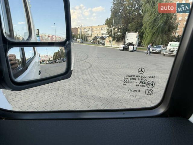 Белый Мерседес Sprinter, объемом двигателя 1.99 л и пробегом 172 тыс. км за 25300 $, фото 71 на Automoto.ua