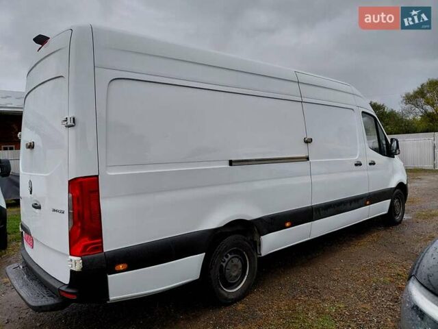 Белый Мерседес Sprinter, объемом двигателя 0 л и пробегом 207 тыс. км за 22600 $, фото 32 на Automoto.ua