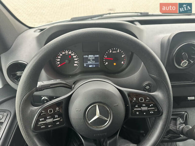 Мерседес Sprinter 2021 у Ковель на Automoto.ua Білий Мерседес Sprinter, об'ємом двигуна 1.95 л та пробігом 305 тис. км за 25200 $, фото 26 на Automoto.ua