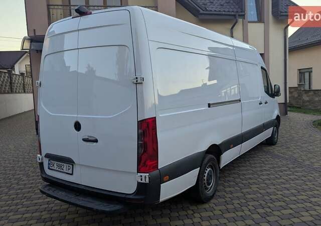 Белый Мерседес Sprinter, объемом двигателя 1.95 л и пробегом 192 тыс. км за 27500 $, фото 12 на Automoto.ua