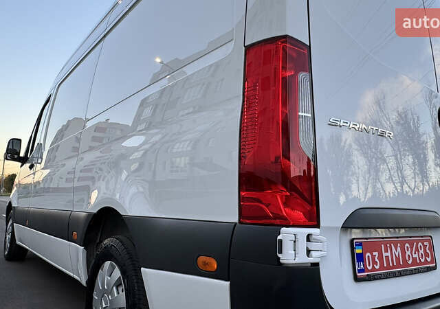 Белый Мерседес Sprinter, объемом двигателя 0 л и пробегом 239 тыс. км за 25900 $, фото 17 на Automoto.ua