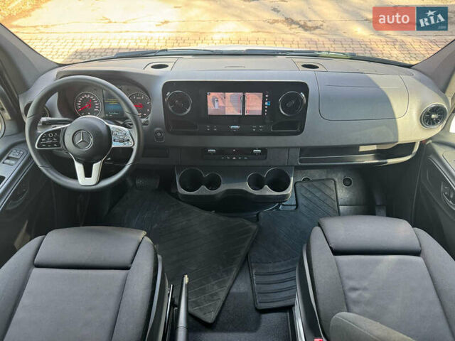 Белый Мерседес Sprinter, объемом двигателя 2.99 л и пробегом 200 тыс. км за 45500 $, фото 6 на Automoto.ua
