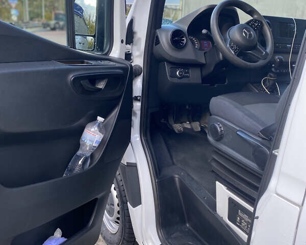 Білий Мерседес Sprinter, об'ємом двигуна 2.14 л та пробігом 348 тис. км за 24200 $, фото 12 на Automoto.ua