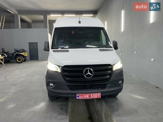 Белый Мерседес Sprinter, объемом двигателя 2.08 л и пробегом 140 тыс. км за 29450 $, фото 3 на Automoto.ua