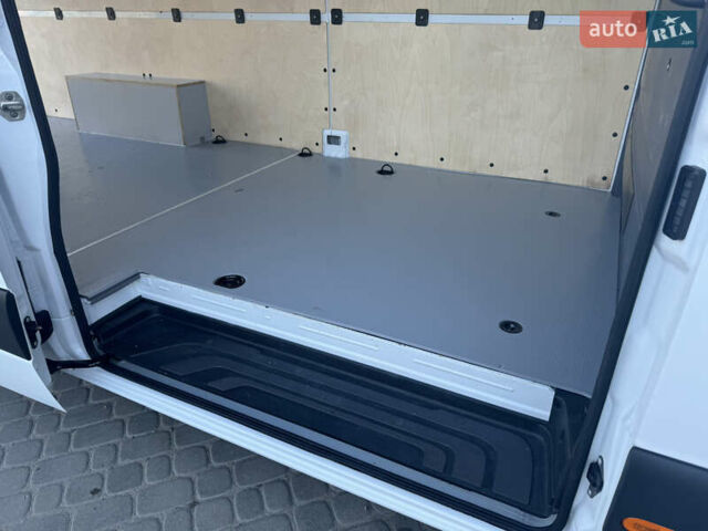 Белый Мерседес Sprinter, объемом двигателя 2.14 л и пробегом 203 тыс. км за 27500 $, фото 31 на Automoto.ua
