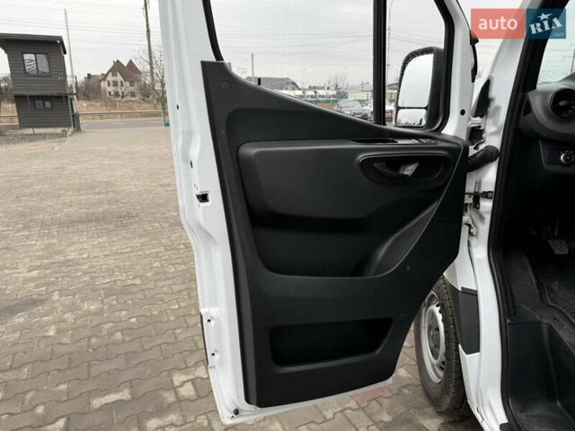 Белый Мерседес Sprinter, объемом двигателя 1.99 л и пробегом 171 тыс. км за 24900 $, фото 26 на Automoto.ua
