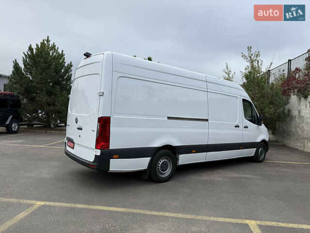 Белый Мерседес Sprinter, объемом двигателя 2 л и пробегом 240 тыс. км за 25999 $, фото 21 на Automoto.ua