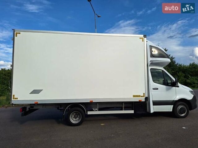 Белый Мерседес Sprinter, объемом двигателя 2.99 л и пробегом 220 тыс. км за 39800 $, фото 11 на Automoto.ua