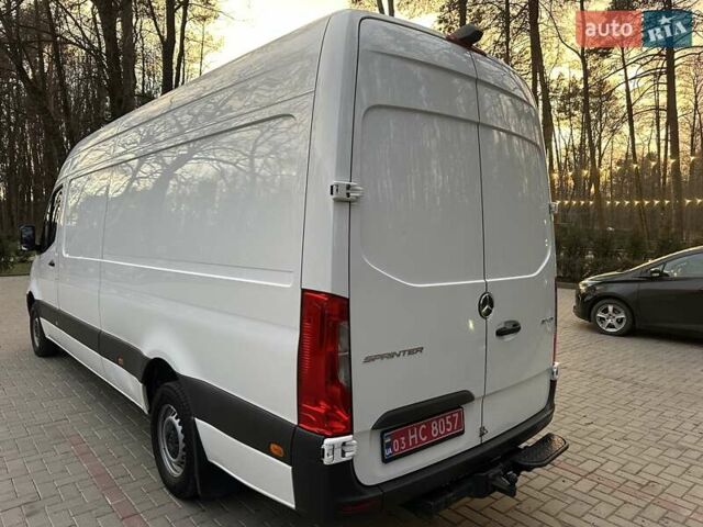 Белый Мерседес Sprinter, объемом двигателя 2 л и пробегом 244 тыс. км за 29300 $, фото 4 на Automoto.ua