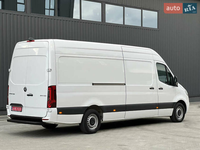 Белый Мерседес Sprinter, объемом двигателя 2.2 л и пробегом 253 тыс. км за 24700 $, фото 29 на Automoto.ua