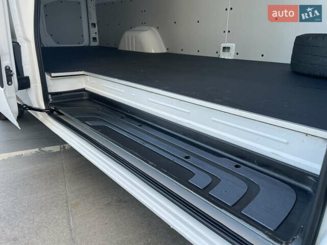 Белый Мерседес Sprinter, объемом двигателя 2.2 л и пробегом 288 тыс. км за 24900 $, фото 47 на Automoto.ua