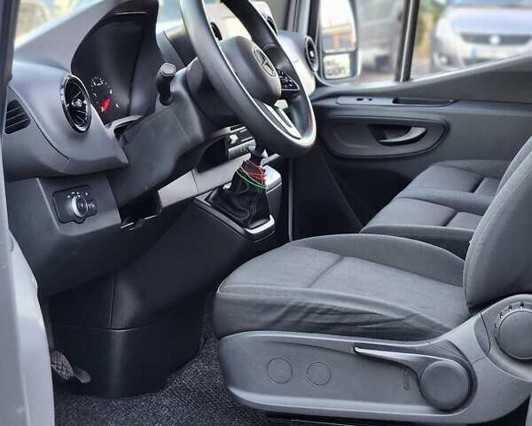 Белый Мерседес Sprinter, объемом двигателя 2.14 л и пробегом 46 тыс. км за 35800 $, фото 9 на Automoto.ua