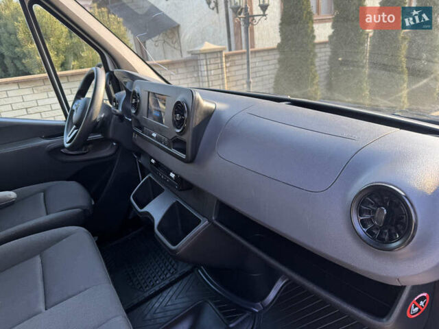 Белый Мерседес Sprinter, объемом двигателя 3 л и пробегом 222 тыс. км за 40300 $, фото 26 на Automoto.ua