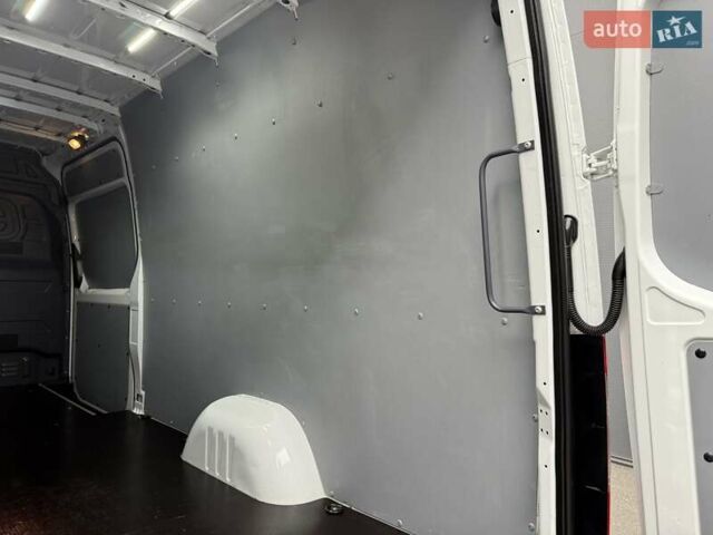 Белый Мерседес Sprinter, объемом двигателя 2 л и пробегом 238 тыс. км за 31950 $, фото 63 на Automoto.ua