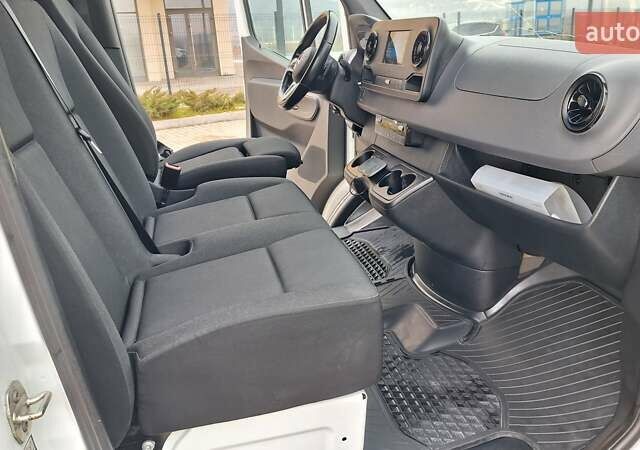 Белый Мерседес Sprinter, объемом двигателя 2 л и пробегом 362 тыс. км за 24900 $, фото 58 на Automoto.ua