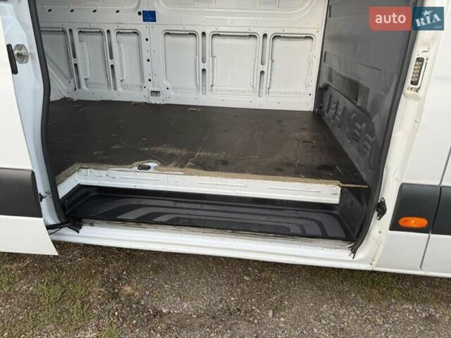Белый Мерседес Sprinter, объемом двигателя 2 л и пробегом 311 тыс. км за 23900 $, фото 6 на Automoto.ua